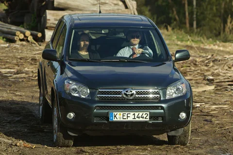 Toyota RAV4 2.2 D-4D D-CAT Sol 2006 view 10
