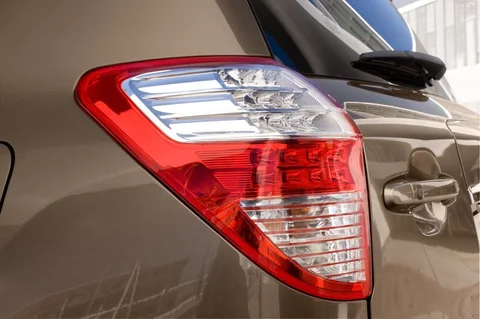 Toyota RAV4 2.2 D-4D D-CAT Dynamic 2009 view 2