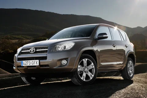 Toyota RAV4 2.2 D-4D D-CAT Dynamic 2009 view 11