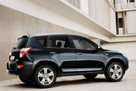 Toyota RAV4 2.2 D-4D D-CAT Dynamic 2010 view 7