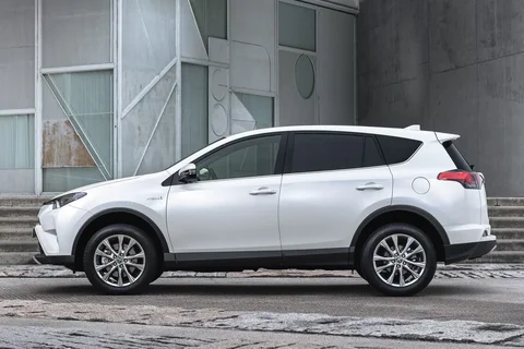Toyota RAV4 2.5 Hybrid 2WD Dynamic Plus 2016 view 4