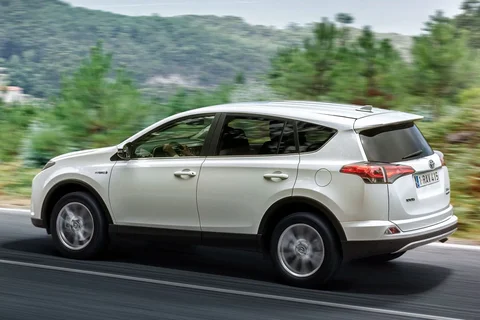 Toyota RAV4 2.5 Hybrid 2WD Dynamic Plus 2016 view 9
