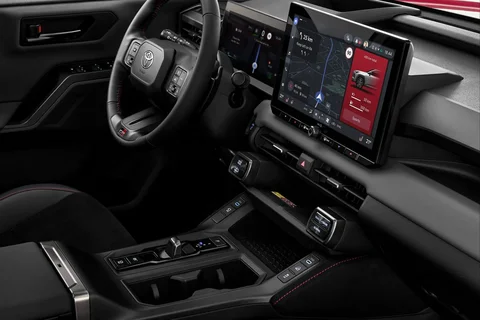 Toyota RAV4 Plug-in Hybrid 300 AWD Dynamic 2026 view 4