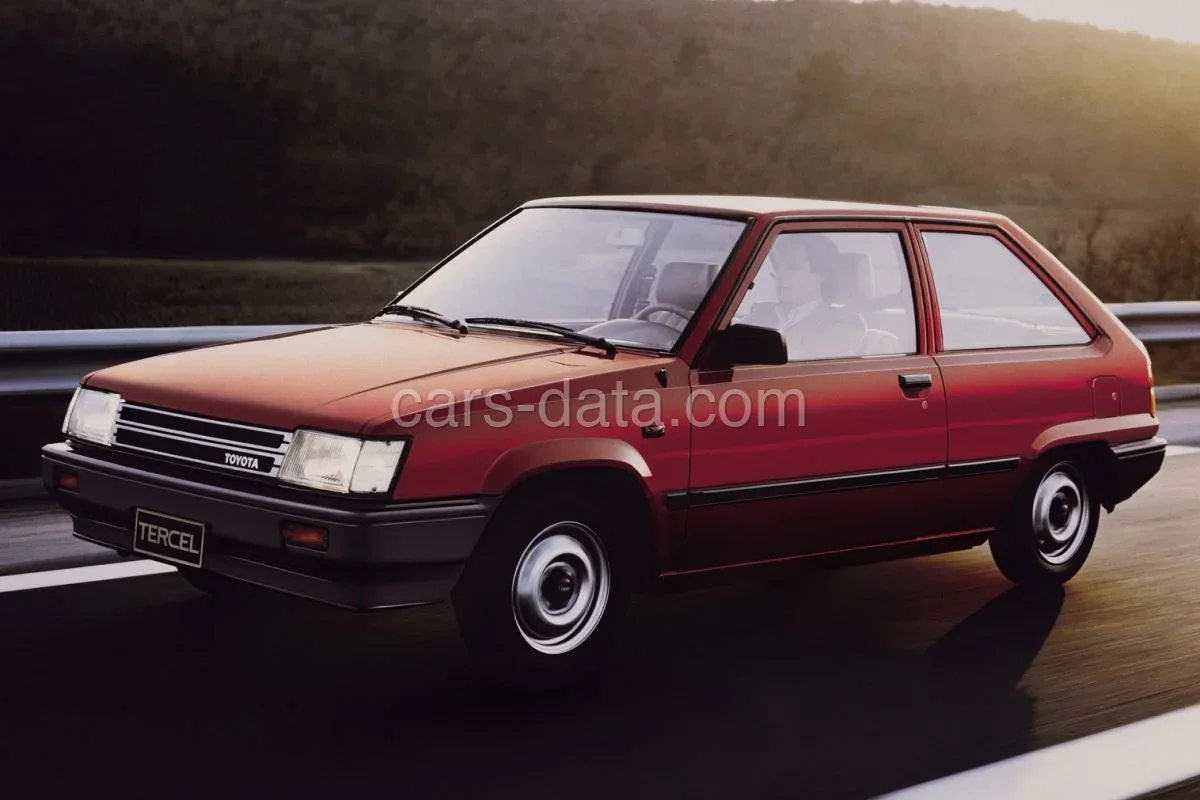 Toyota Tercel 1.3 DX 1982 front view