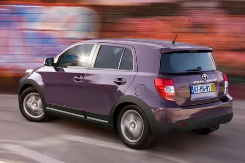 Toyota Urban Cruiser 1.3 VVT-i Dynamic 2009 view 6