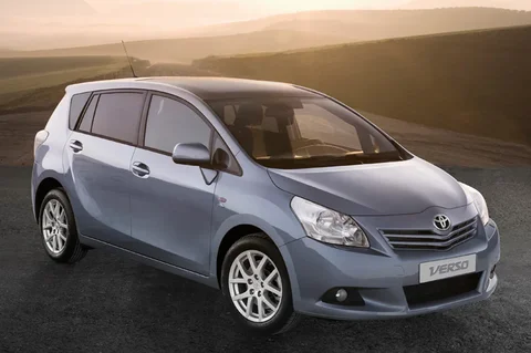 Toyota Verso 2.0 D-4D-F Dynamic 2009 view 5