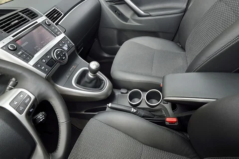 Toyota Verso Van 2.0 D-4D-F Dynamic 2014 view 8