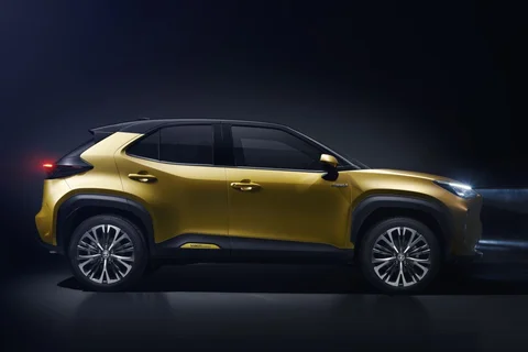Toyota Yaris Cross 1.5 Hybrid Explore 2022 view 8