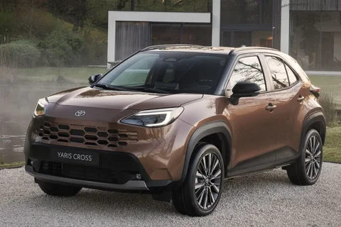 Toyota Yaris Cross Hybrid 130 First Edition 2026 suv όψη 1