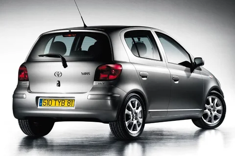 Toyota Yaris 1.4 D4-D Linea Sol 2003 view 4