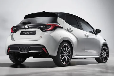 Toyota Yaris 1999 front view