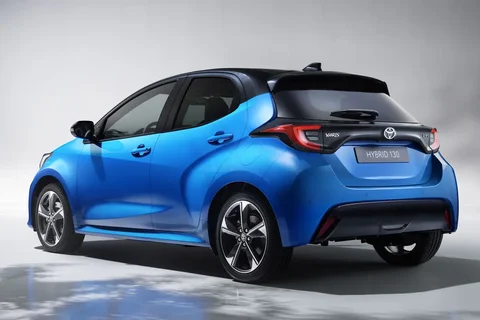 Toyota Yaris 1.5 VVT-i Active 2024 view 4