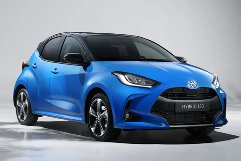 Toyota Yaris 1.5 VVT-i Active 2024 view 11