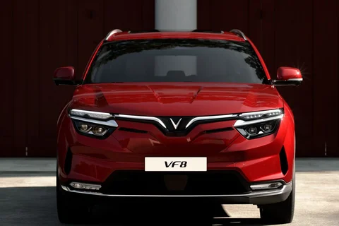 VinFast VF8 Eco 82kWh 2023 view 7