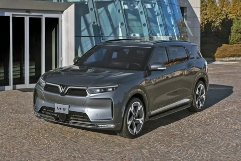 VinFast VF9 Eco 92kWh 2023 view 8