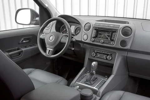 Volkswagen Amarok 2.0 TDI 140hp Easyline 2013 view 10