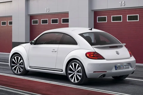 Volkswagen Beetle 1.2 TSI BMT Trend 2012 view 4