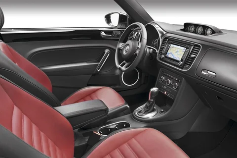 Volkswagen Beetle 1.2 TSI BMT Trend 2012 view 5