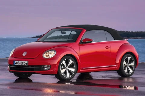 Volkswagen Beetle Cabrio 1.2 TSI Design 2013 view 11
