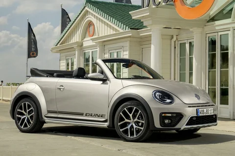 Volkswagen Beetle Cabrio 1.2 TSI Dune 2016 view 5