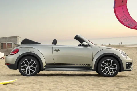 Volkswagen Beetle Cabrio 1.2 TSI Dune 2016 view 6