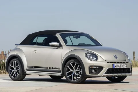 Volkswagen Beetle Cabrio 1.2 TSI Dune 2016 view 10