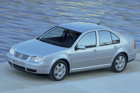 Volkswagen Bora 2.0 1998 view 5