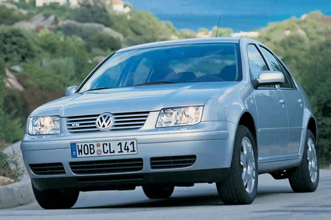 Volkswagen Bora 2.0 1998 view 6