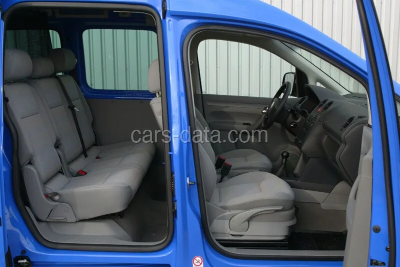 Volkswagen Caddy Combi Maxi 1.6 Optive 2008 front view