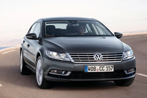 Volkswagen CC 2.0 TSI 2012 view 8