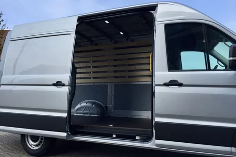 Volkswagen Crafter L3H3 EV 2019 view 12