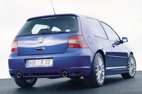 Volkswagen Golf R32 2003 view 9