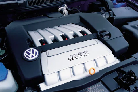 Volkswagen Golf R32 2003 view 7
