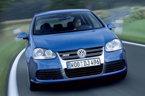 Volkswagen Golf R32 2005 view 3