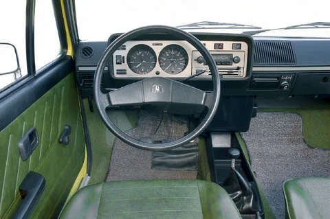 Volkswagen Golf 1500 LS 1980 view 3