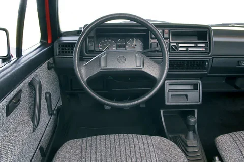Volkswagen Golf 1.3 CL 1983 view 2