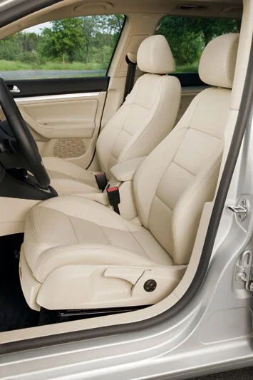 Volkswagen Golf Variant 1.2 TSI Highline 2010 view 8