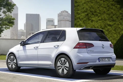 Volkswagen Golf e-Golf E-dition 2020 2020 view 4