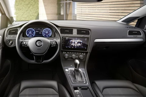 Volkswagen Golf e-Golf E-dition 2020 2020 view 5