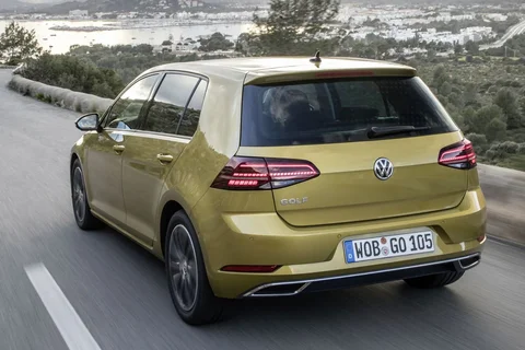 Volkswagen Golf 1.4 TSI 150hp Highline 2017 view 5