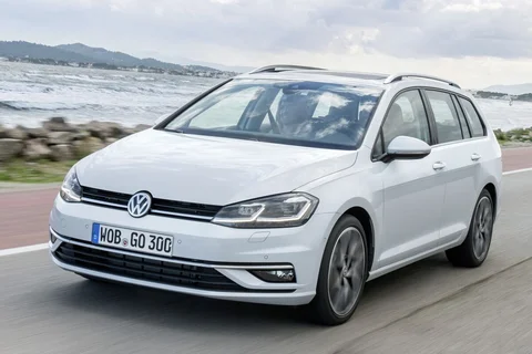Volkswagen Golf Variant 2.0 TSI 4Motion R 2017 view 11