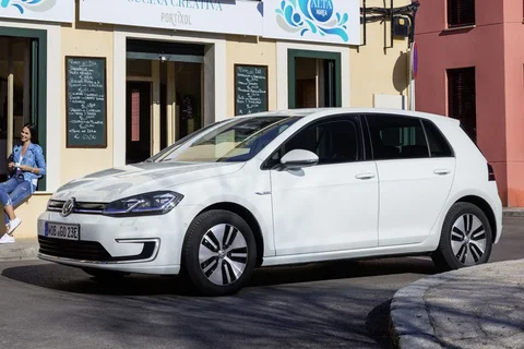 Volkswagen Golf e-Golf E-dition 2020 2020 view 12