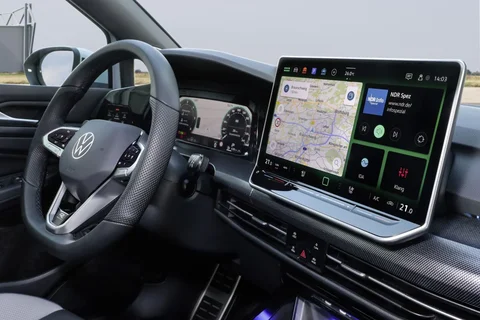 Volkswagen Golf Variant 1.5 eTSI 116hp 2024 view 10
