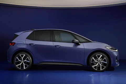 Volkswagen ID.3 Neo 50kWh 170hp Life 2026 ferdehátú nézet 3
