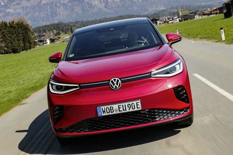 Volkswagen ID.5 77kWh 286hp Pro 2024 view 6