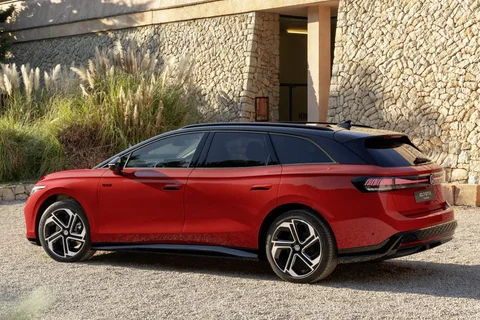 Volkswagen ID.7 Tourer 77kWh 286hp Pro 2024 view 6