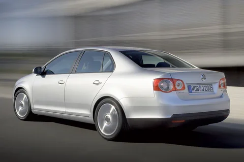 Volkswagen Jetta 1.6 Comfortline 2006 view 6