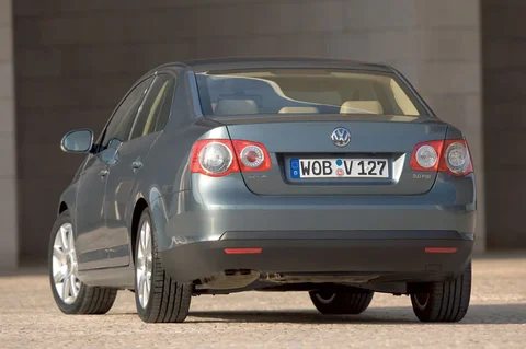 Volkswagen Jetta 1.6 Comfortline 2006 view 8