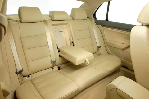 Volkswagen Jetta 1.6 Comfortline 2006 view 12