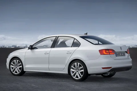 Volkswagen Jetta 1.2 TSI BMT Easyline 2011 view 5